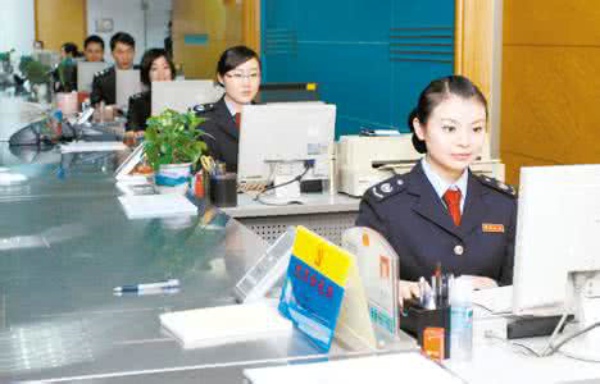 高拍仪高效便民的税务增效提速变革解决方案